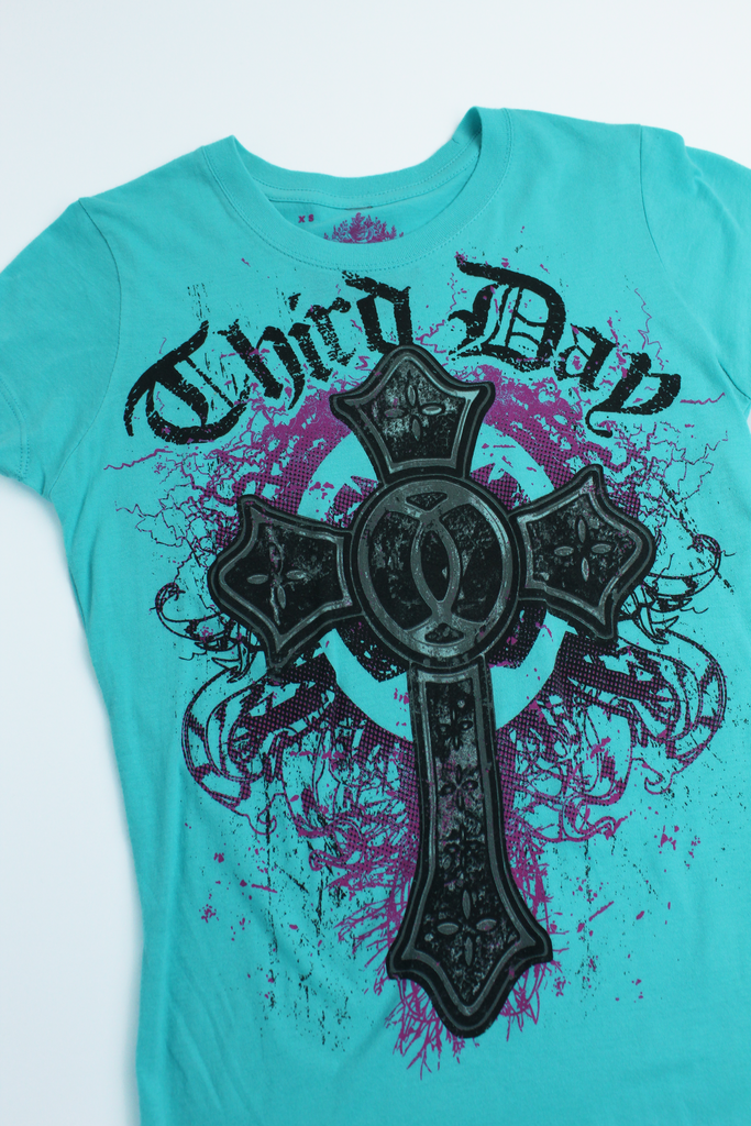 Third Day Purple and Black Cross Spray Paint Vintage T-Shirt